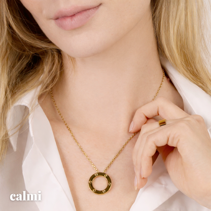 שרשרת עם תליון - Calmi Pendant